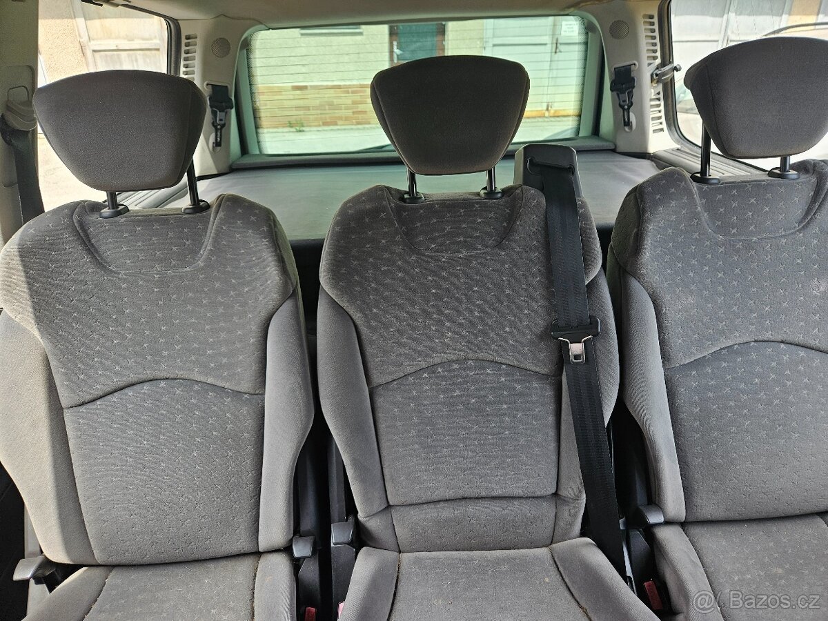 Peugeot 807 2.2 HDI, nafta, 94 kW - 8