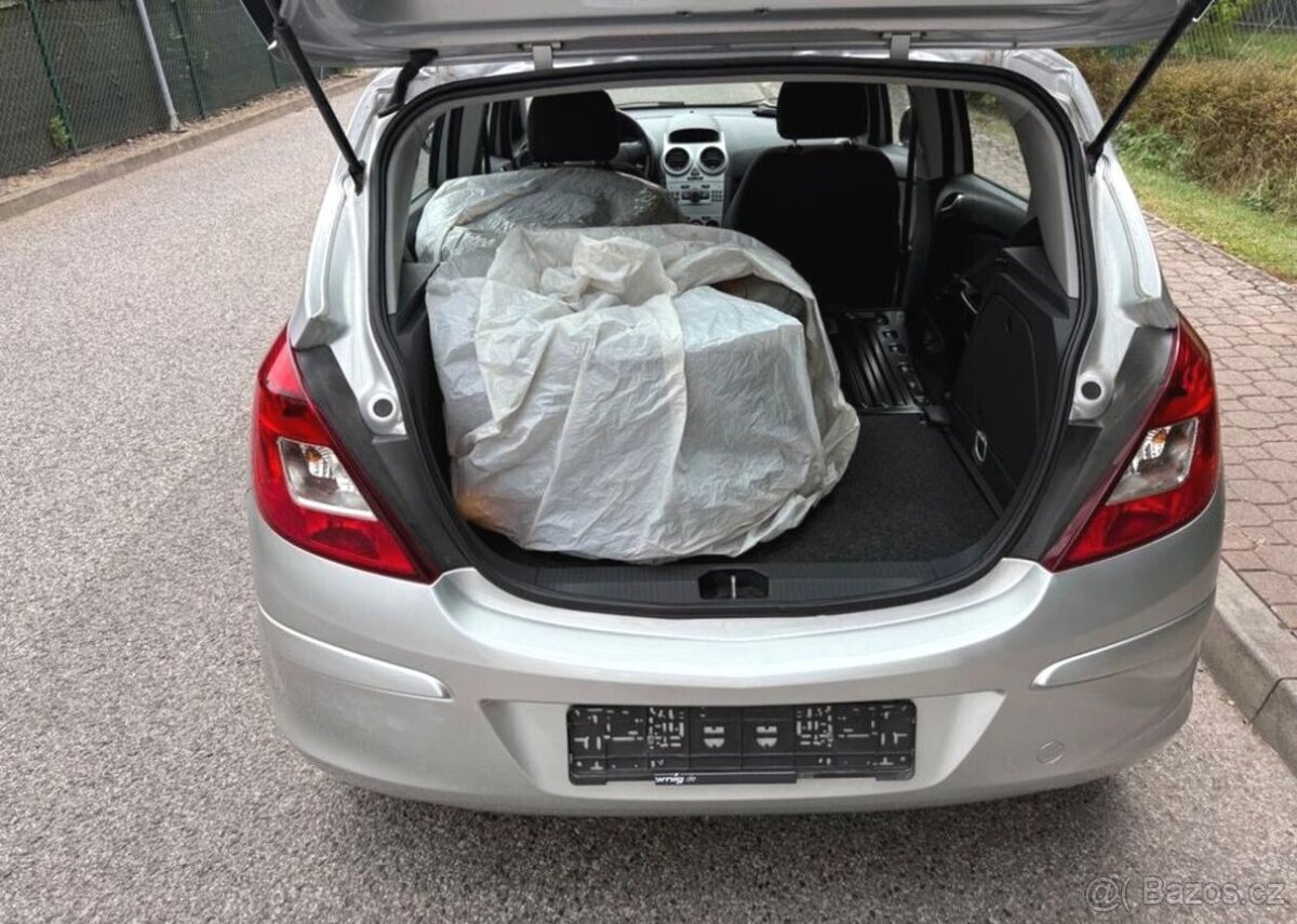 Opel Corsa 1,2i Nová STK klima zimáky benzín - 8