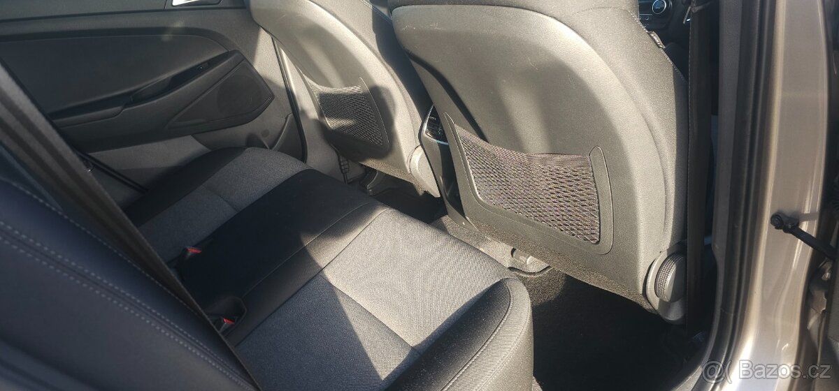 HYUNDAI TUCSON 1.6 T-GDI 130kW 4x4 – 1. majitel, TOP stav - 8