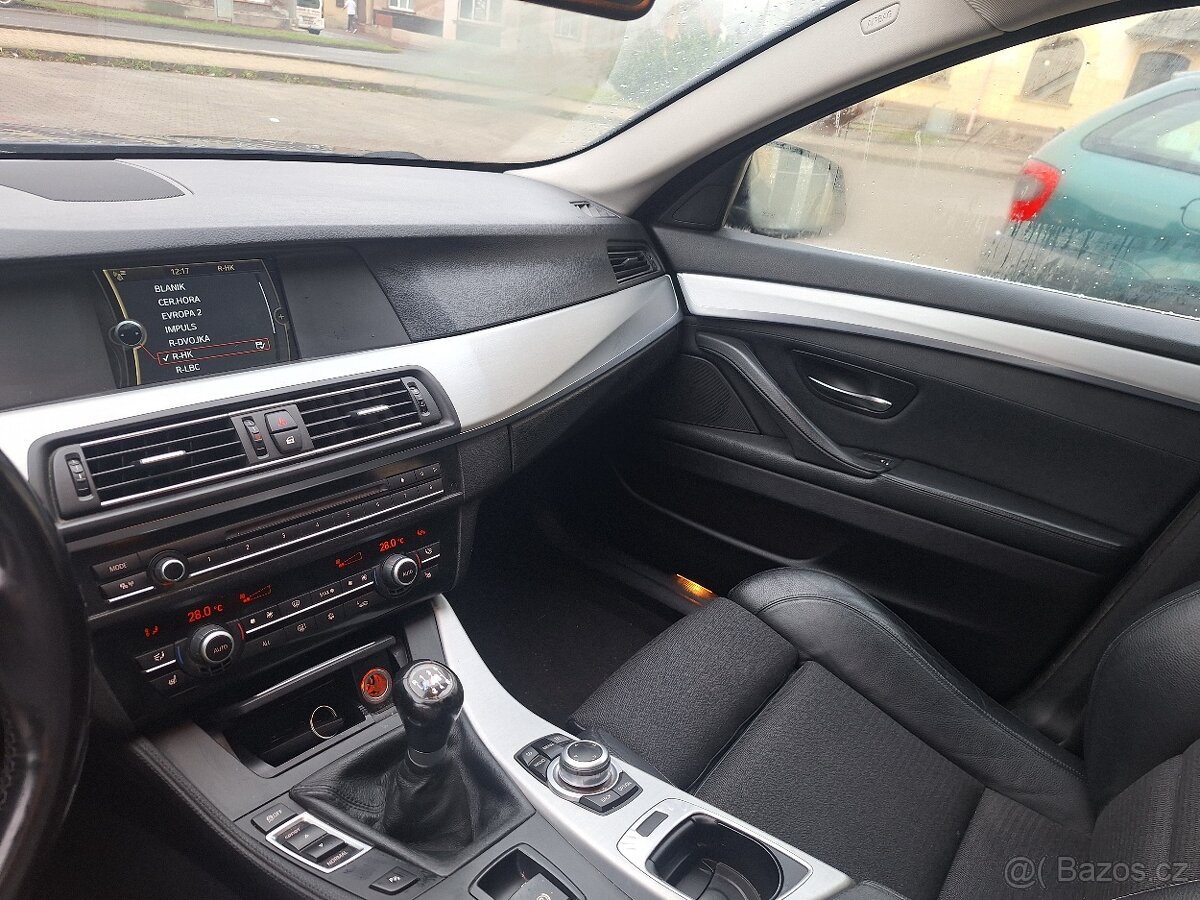 BMW f 11 523i 150kw manuál naj.297tis - 8