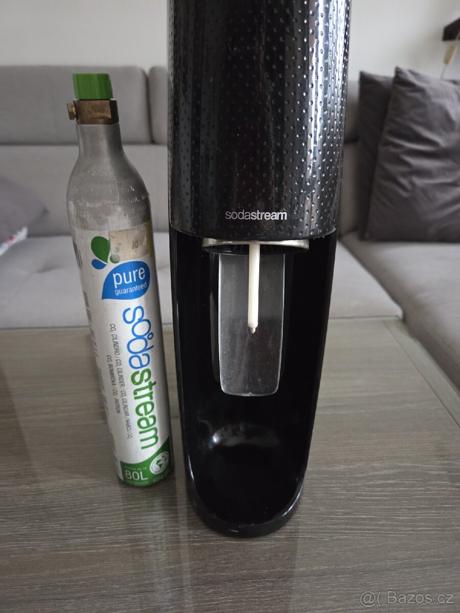 SodaStream +2 bombicky vyrobniku sody - 8