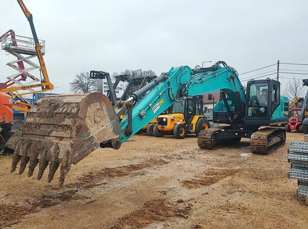 Pasovy bagr Sunward SWE215F - 8