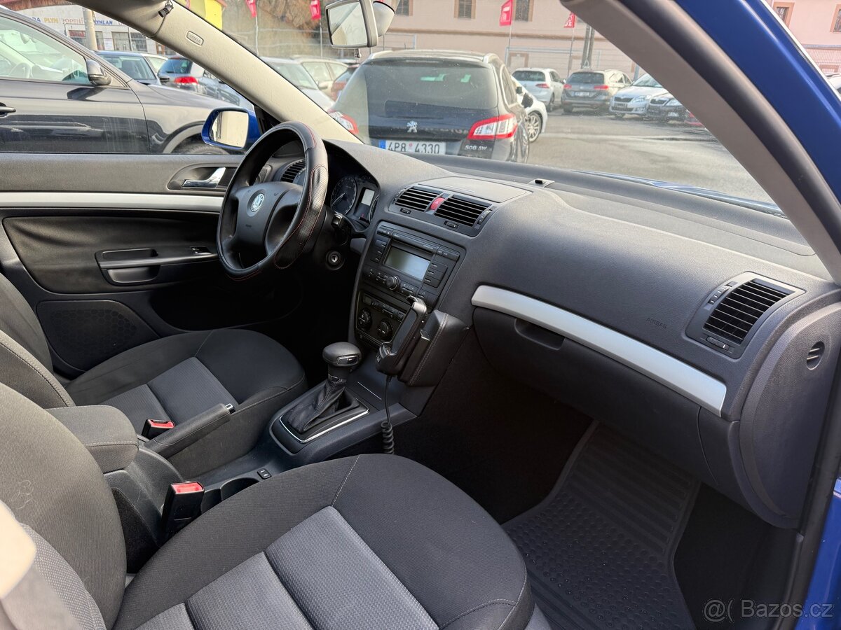 Škoda Octavia 1.6 Mpi DSG - 8