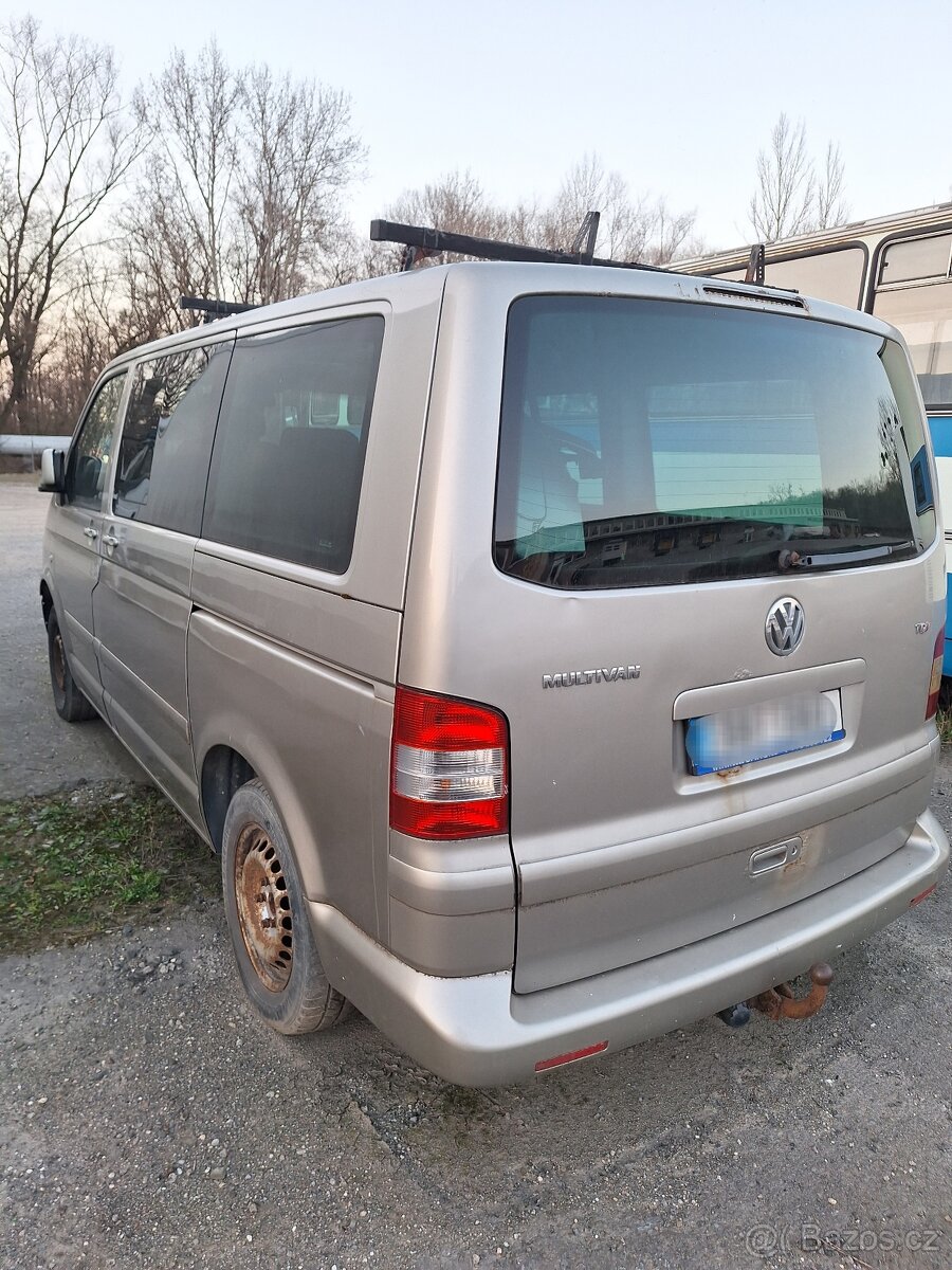 Volkswagen Multivan T5 2.5 Tdi AXD - 8