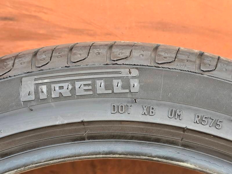 Letní Pirelli 215/45/18 - 8