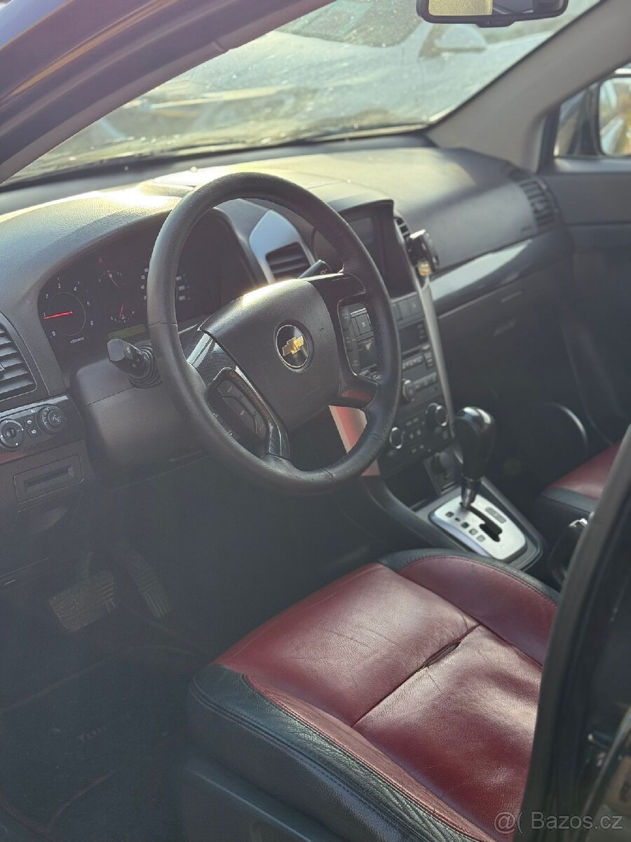 Chevrolet Captiva 2.0D 110 kW automat 7 míst 2010 - 8