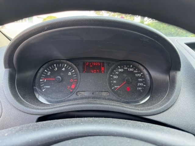 Renault Clio III 1.2 Exprese - 8