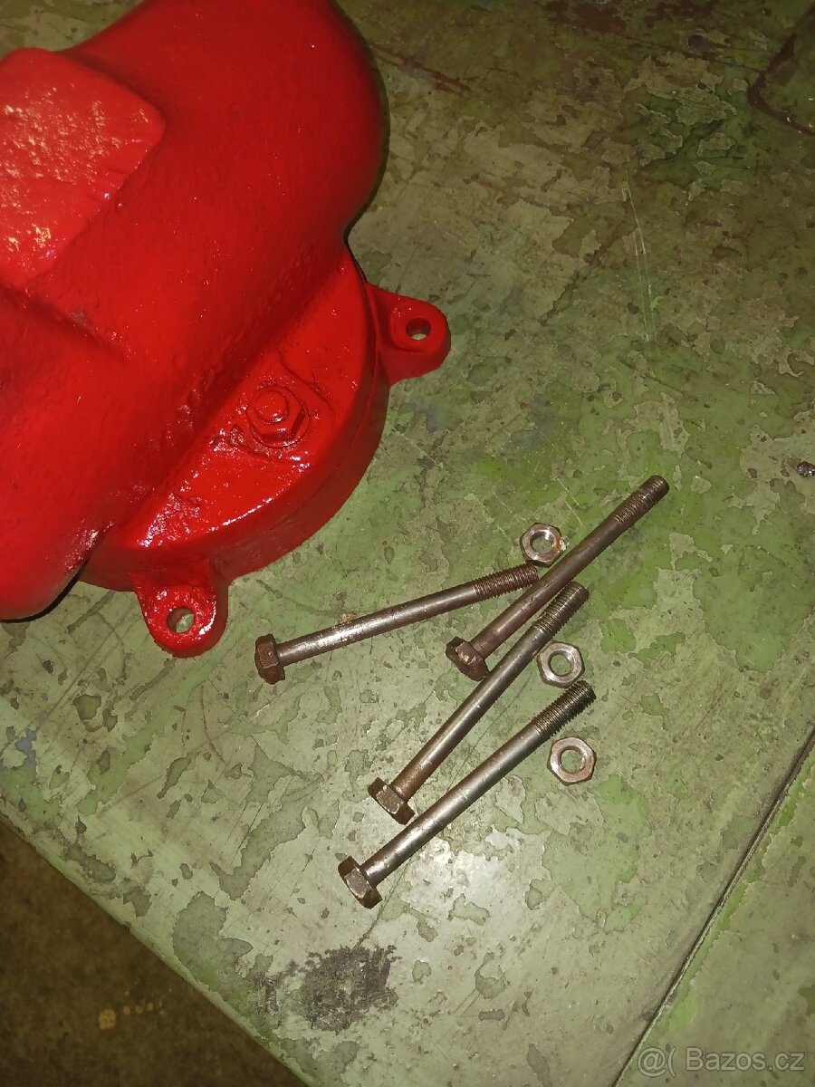 Svěrák YORK 150 - 8