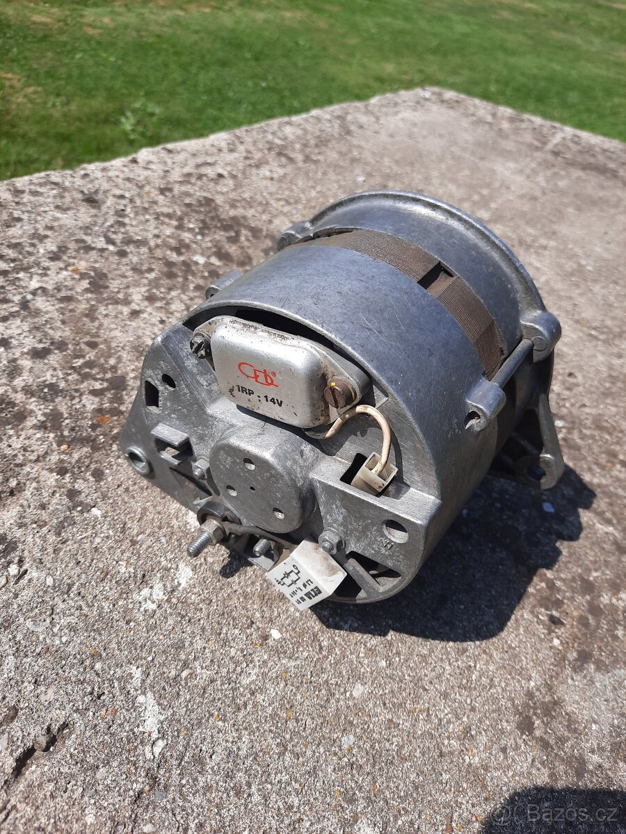 Alternátor 14V 55/70A - 8