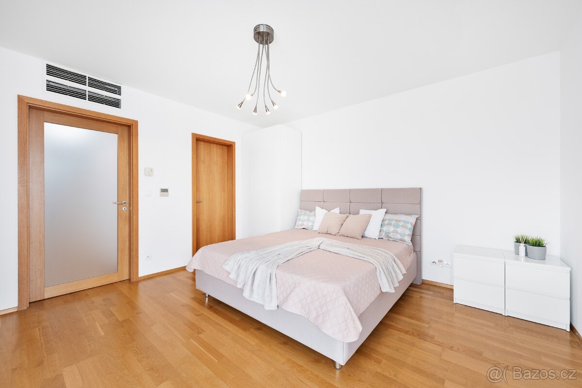 2+kk Praha 3 - Žižkov + parking - 8