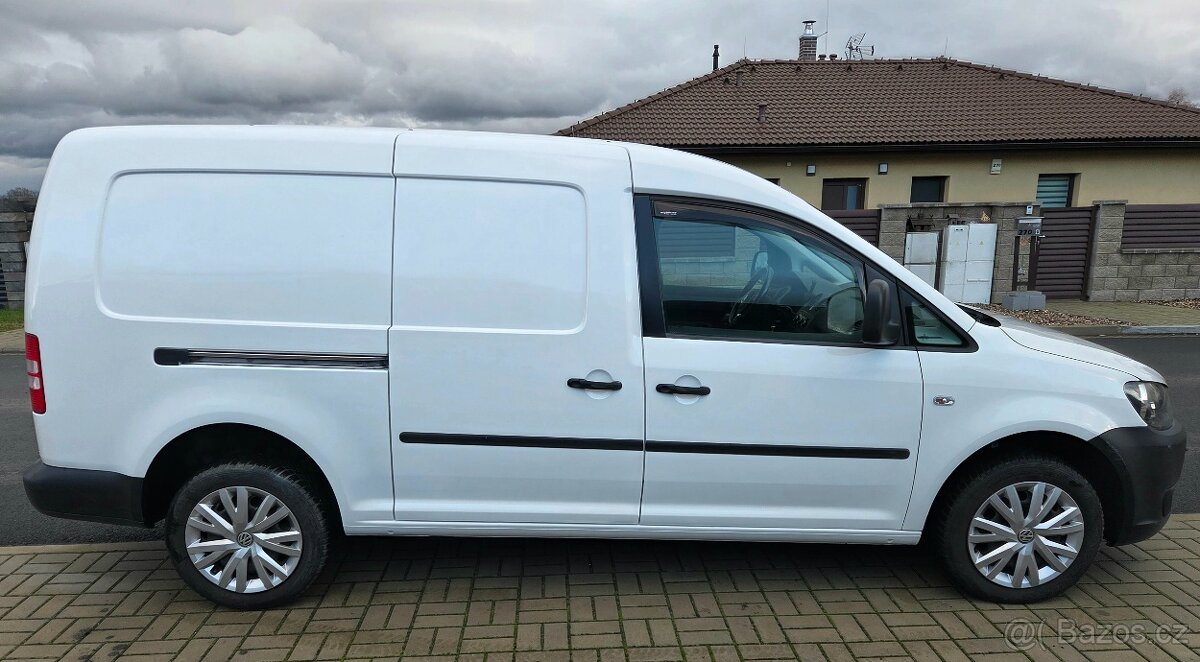 VW Caddy 2.0 TDI MAXI 4Motion - 8