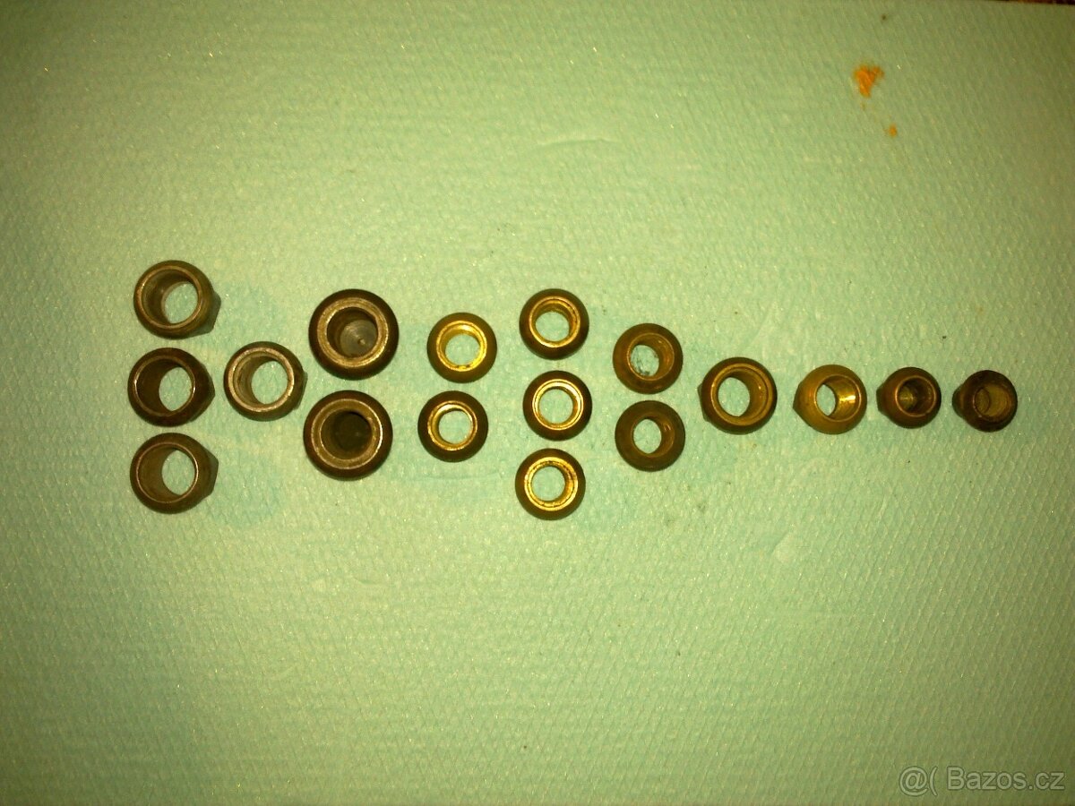 SPOJKOVÝ KOTOUČ - 8