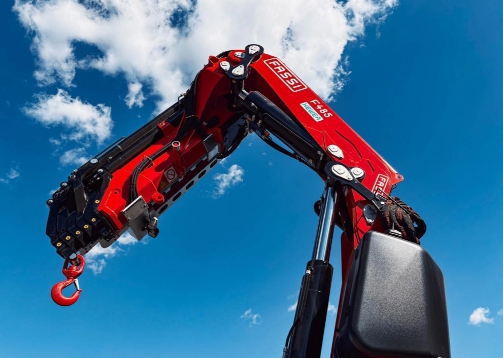 Mercedes-Benz ACTROS 3351 - 6x4 – NOVÉ - Valník + HR-FASSI - 8