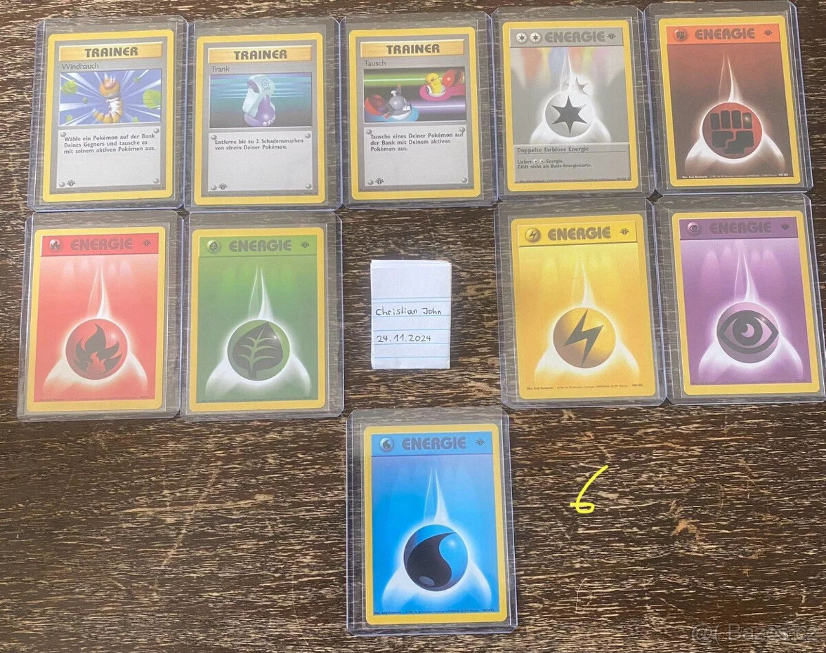 Stará sbírka karet Pokémonů - 8