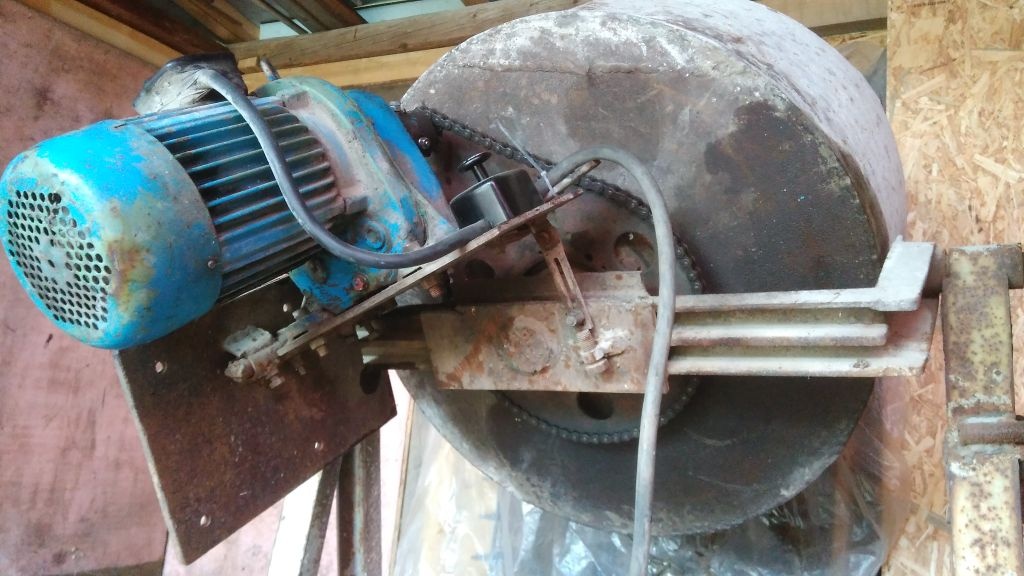 Prodám stavební míchačku na 400V - 8