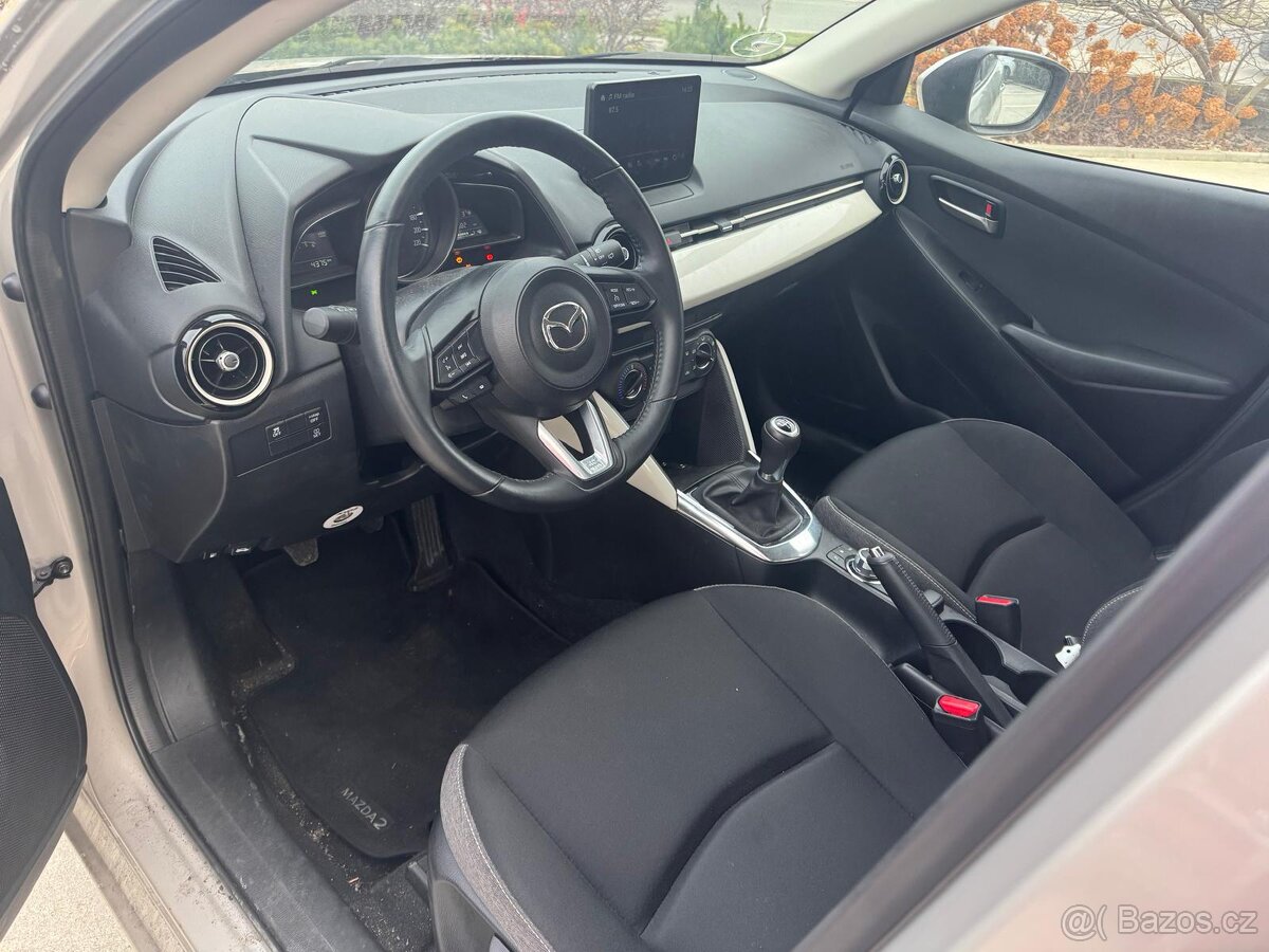 Mazda 2 e-Skyactiv G - 8