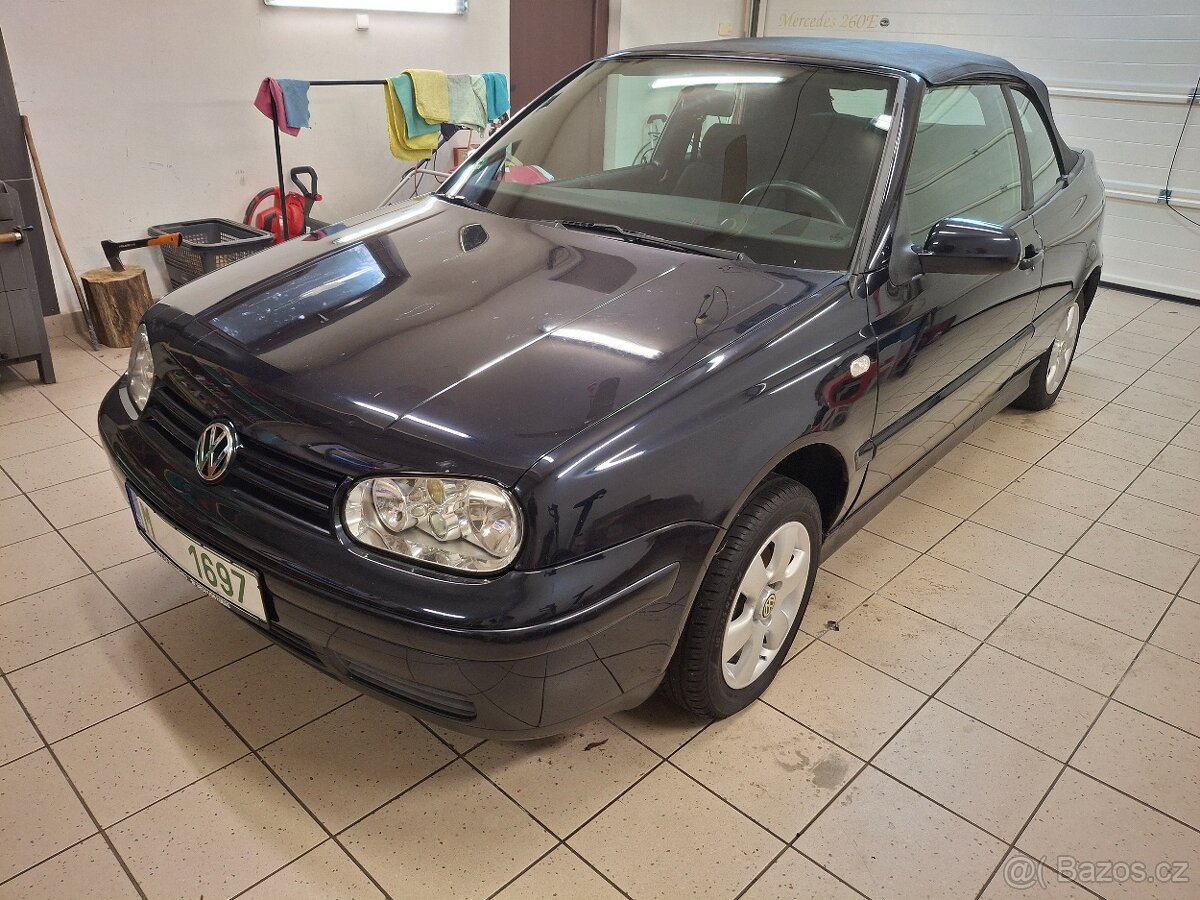 Volkswagen GOLF IV Cabrio - 8