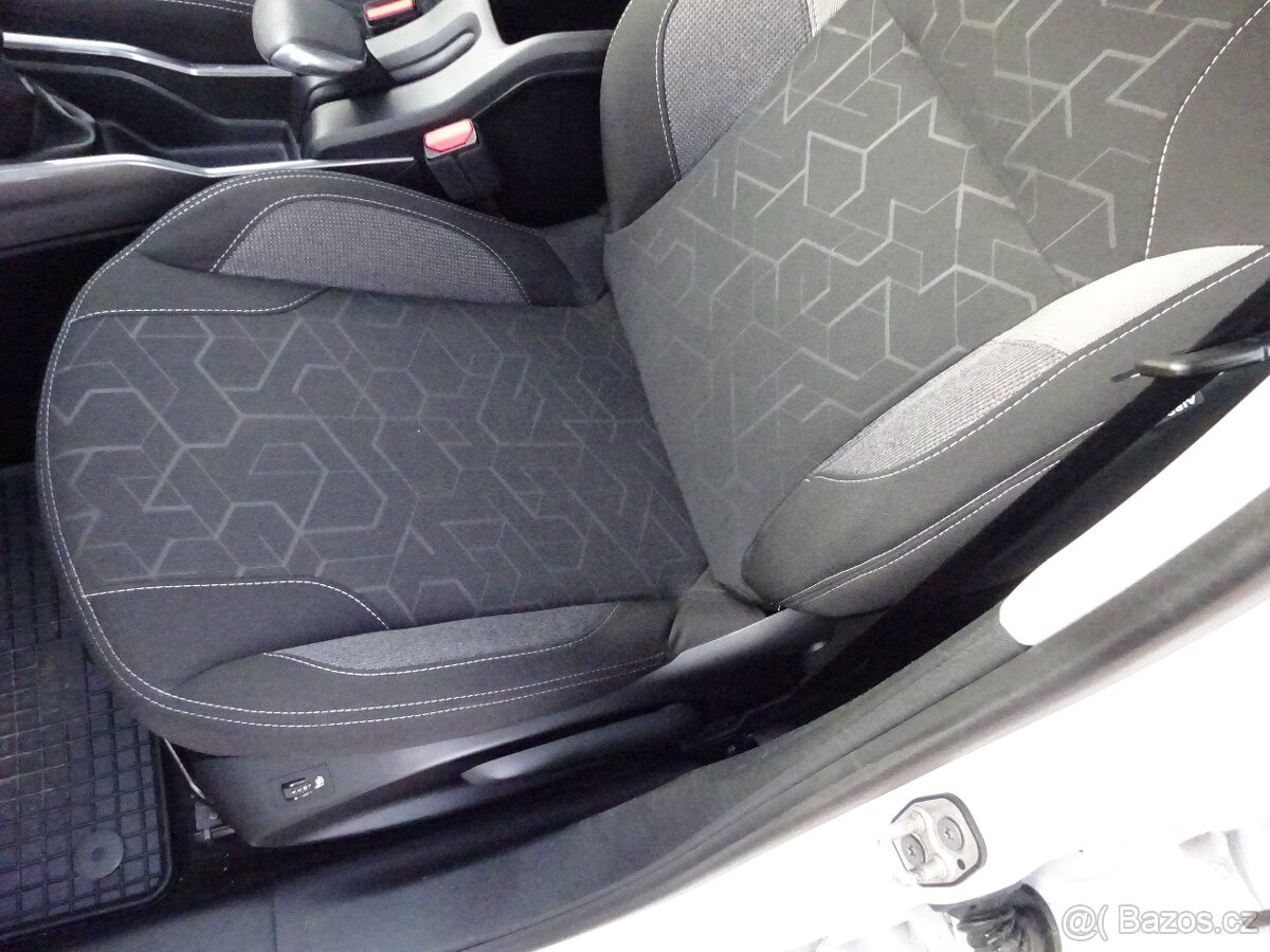 Peugeot 2008 1.2 Pure 2.Maj.serv.kníž. 81kw - 8