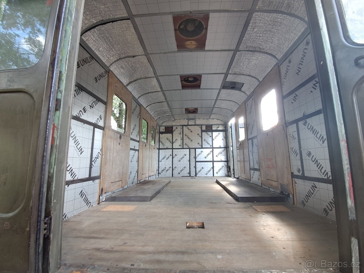 Ocelová maringotka - 8