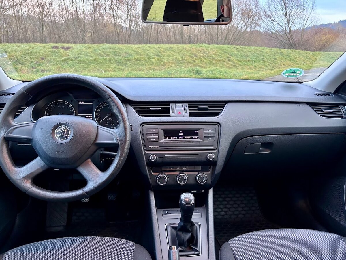 Škoda Octavia 3 combi, 1.6 TDi, 77kw, pěkný stav - 8