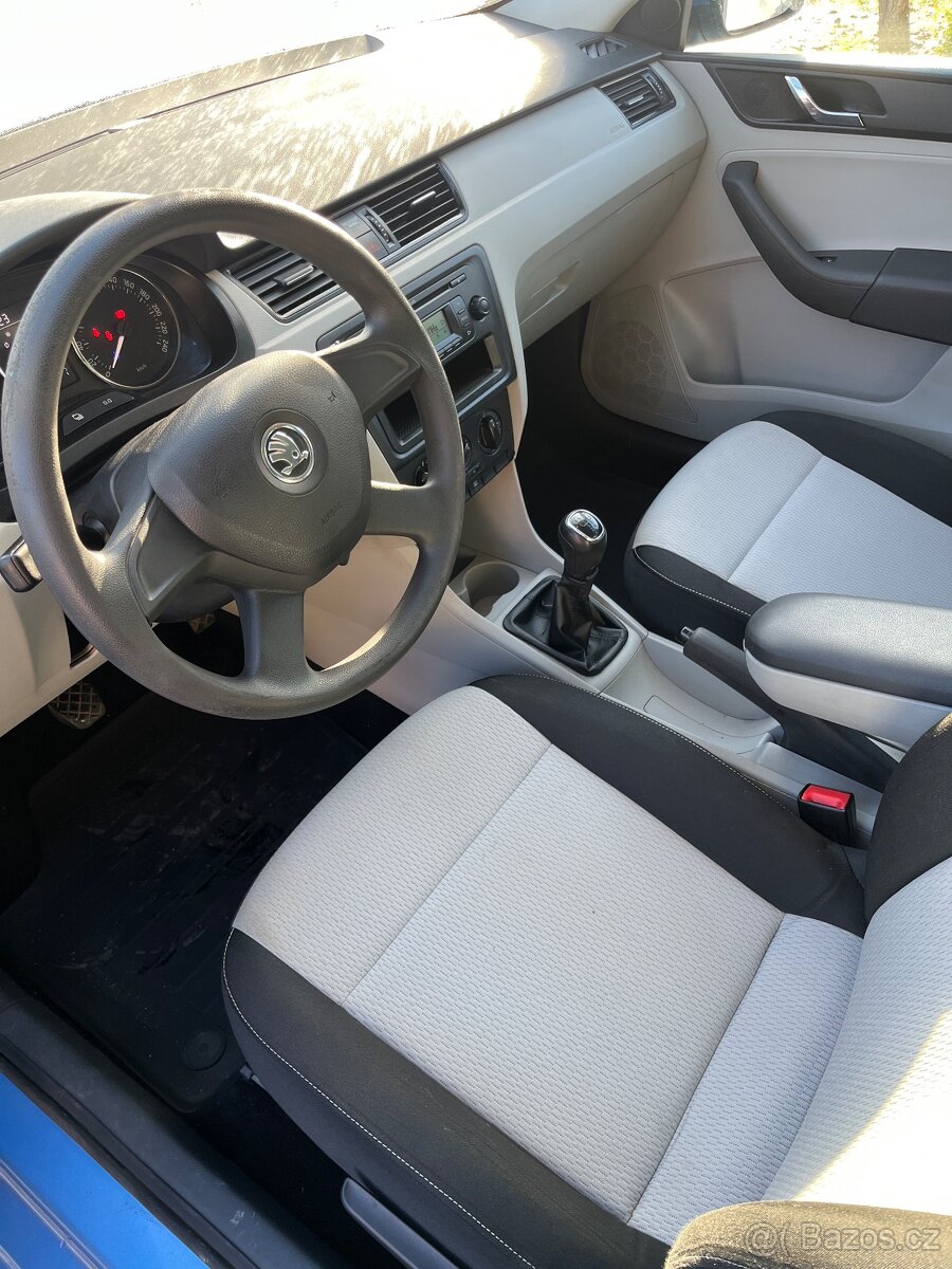 Prodám Škoda Rapid 1.6 TDI 77kw - 8