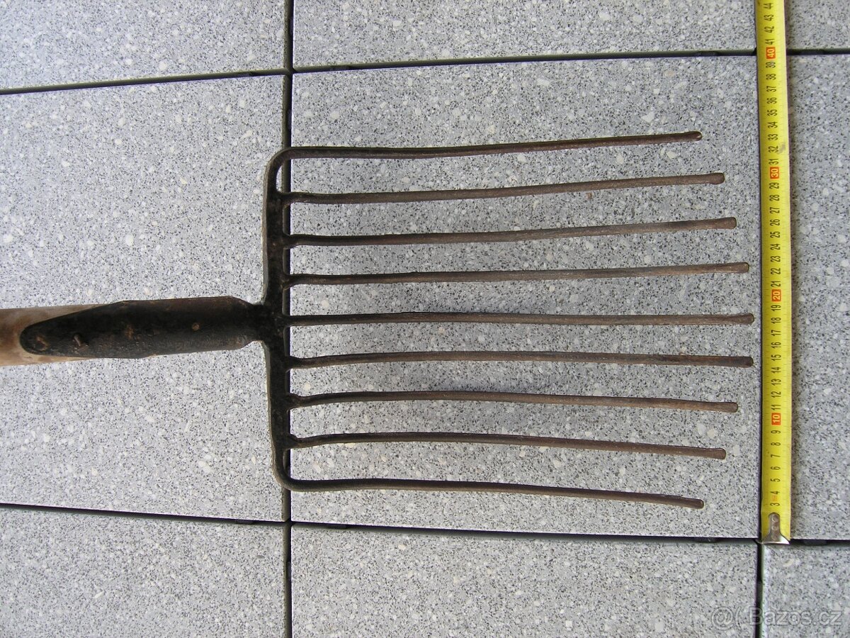 Zednické a další nářadí - 8