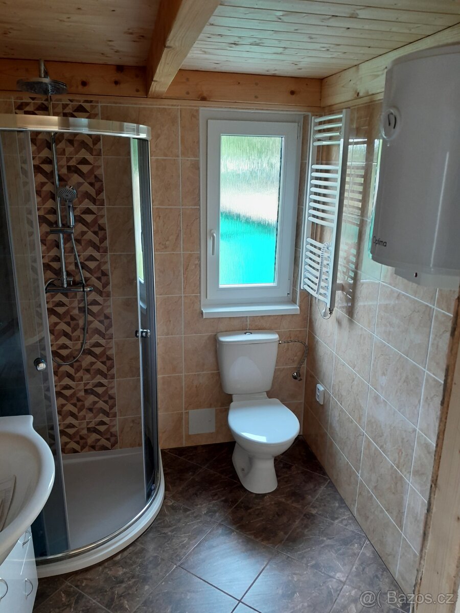 Menší domecek;))25m² - 8