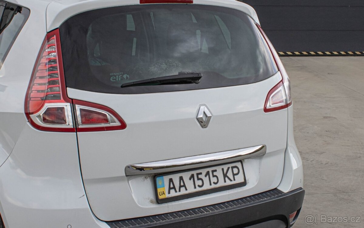 Renault Scenic 2.0 CVT 2011 - 8