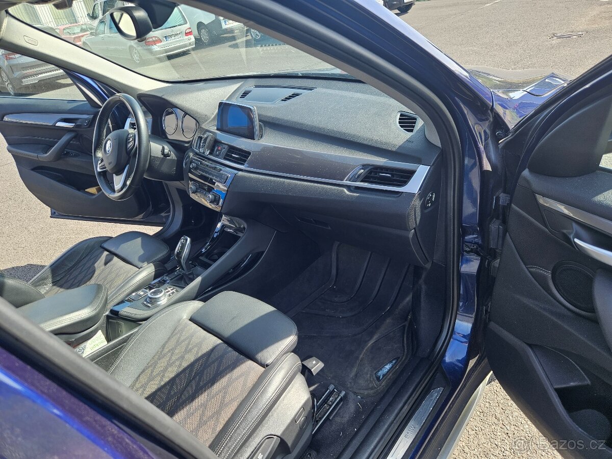 Prodám BMW X1 xDrive18d, r. v. 2019 - 8