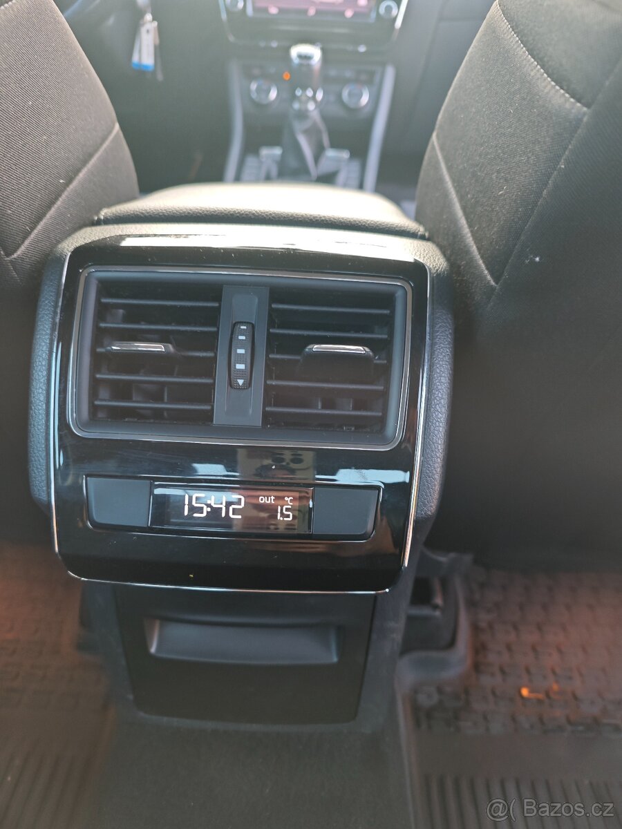 Škoda Superb 2.0 TDI 110kw - 8