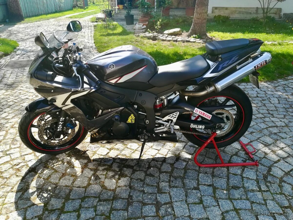 Yamaha YZF-R6 - 8