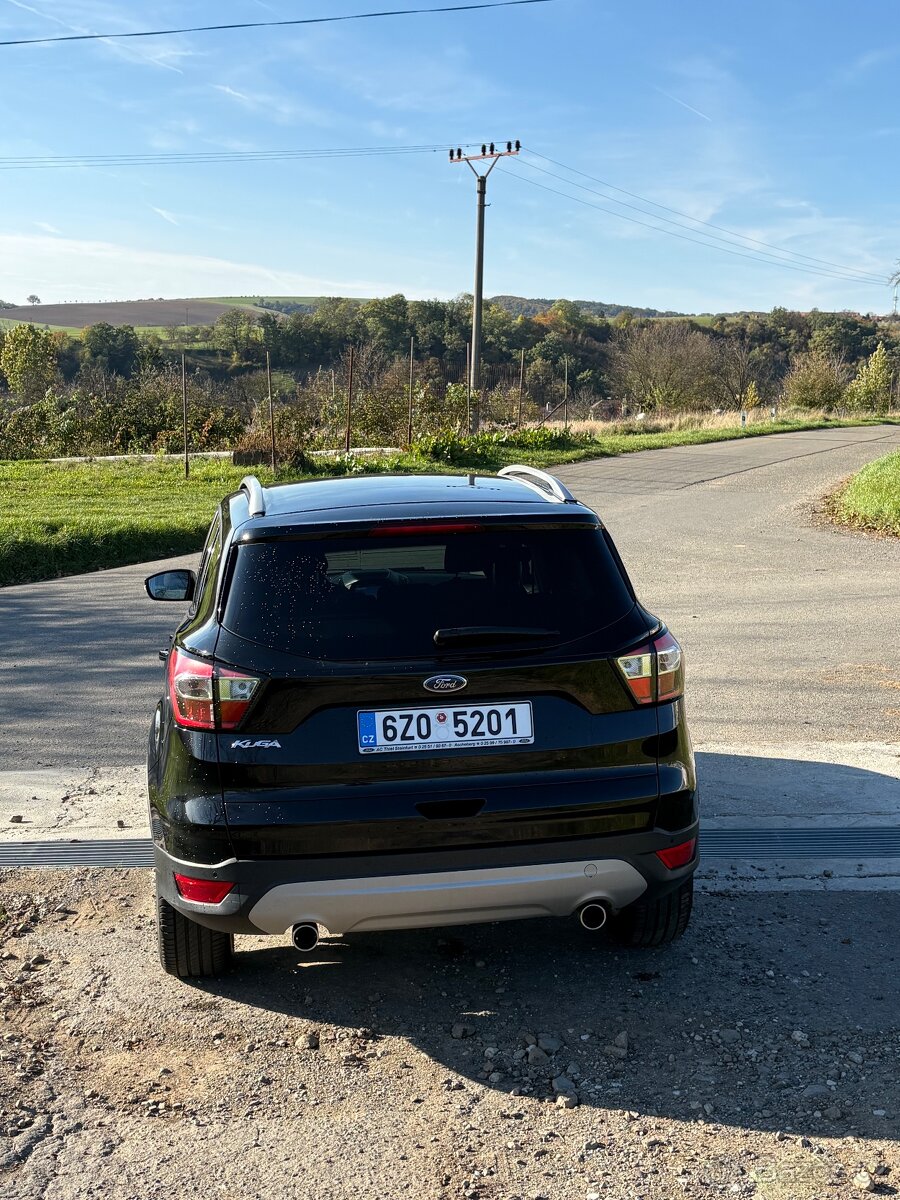 FORD KUGA 2.0TDCI 110KW COOL & CONNECT 91 tis. Km, 2017 - 8