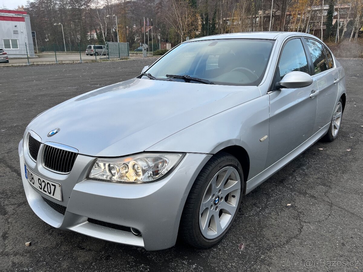 Prodám BMW 330i 190KW, 6st manuál M-packet - 8