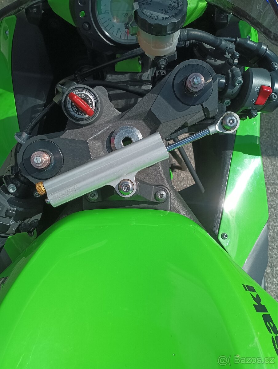 Kawasaki Ninja zx 10 r - 8