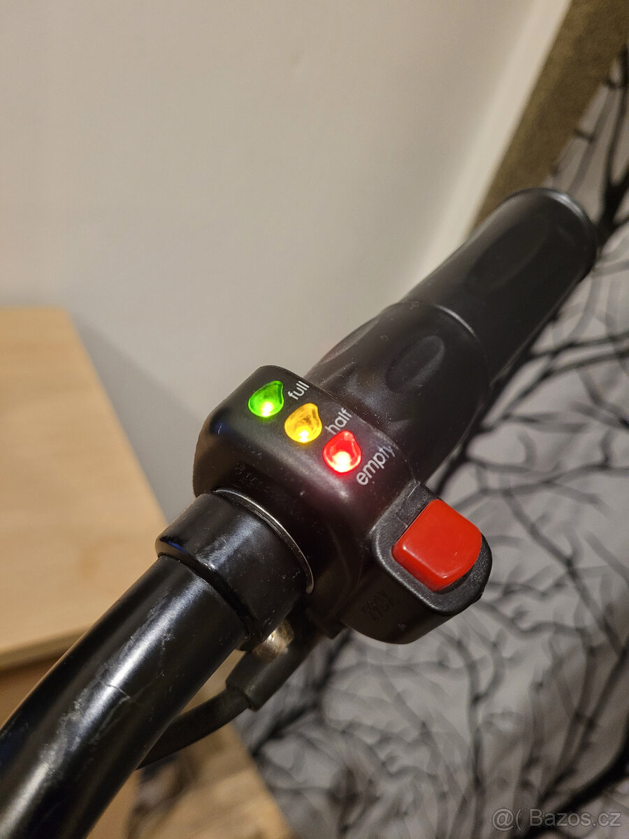 Elektrokoloběžka - 8