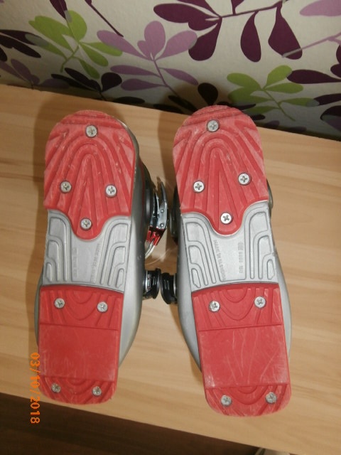 Lyže,lyžáky,helma,brýle - 8