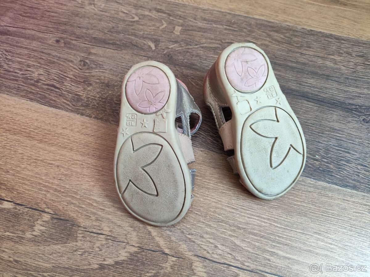 Boty vel. 18, 19, 20, 21 - 8