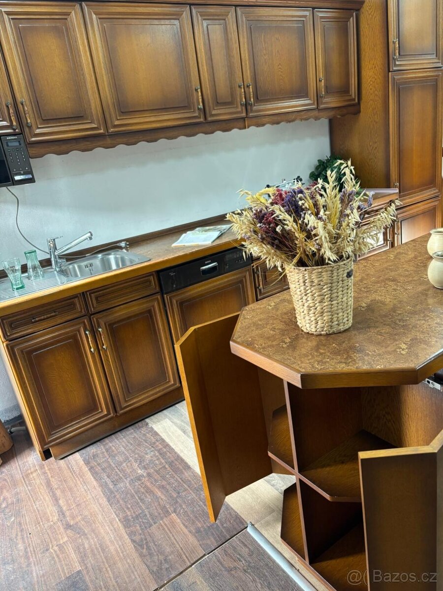 Elegantní rustikální kuchyně HERMÍNA - 8