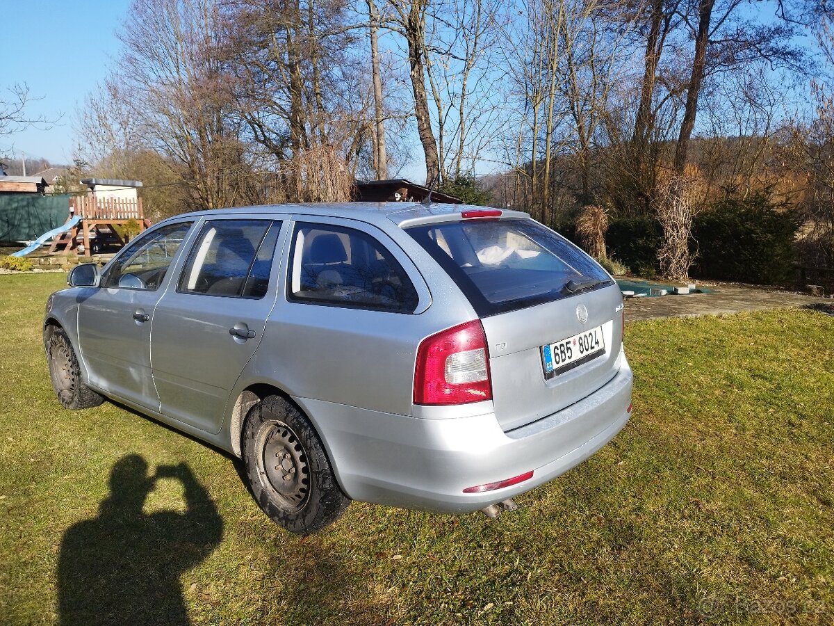 Škoda Octavia 1.9 TDI 77 kW BXE - 8