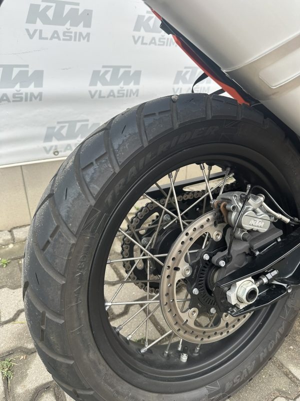 KTM 890 Adventure - 8