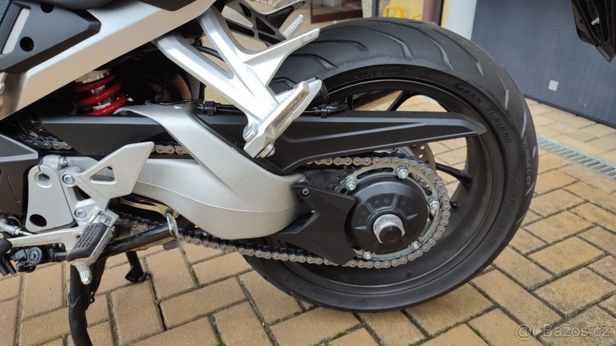 Honda VFR 800X Crossrunner - 8