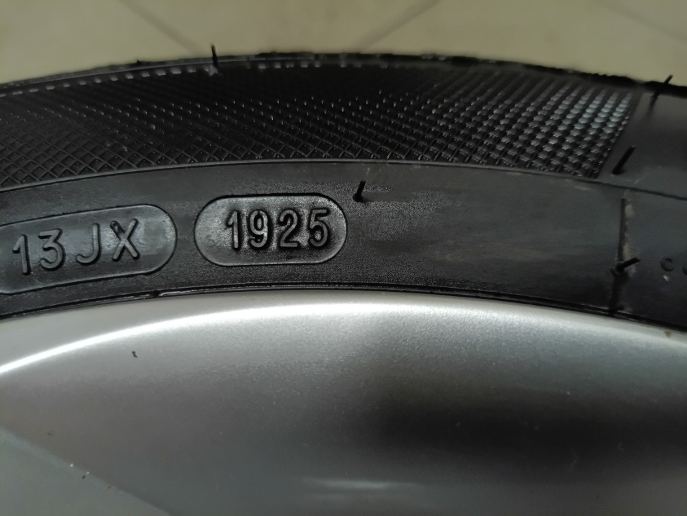 Alu kola škoda octavia III s novými pneu KLeber celorok. - 8