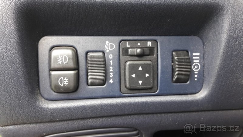 Mitsubishi Carisma 1.8 GDI automat, rok výroby 2001 - 8