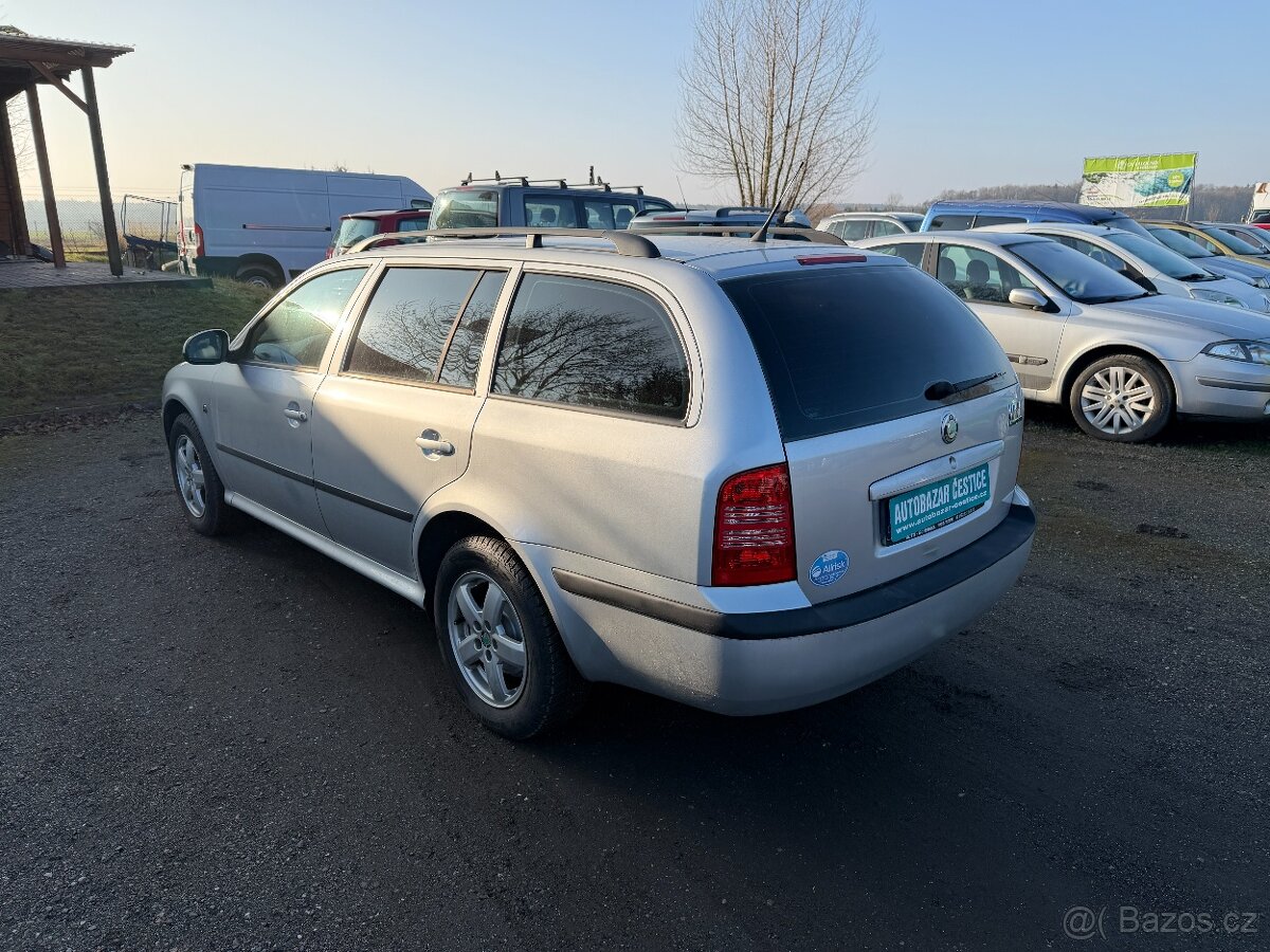 Škoda Octavia 1.6i Tour - 8
