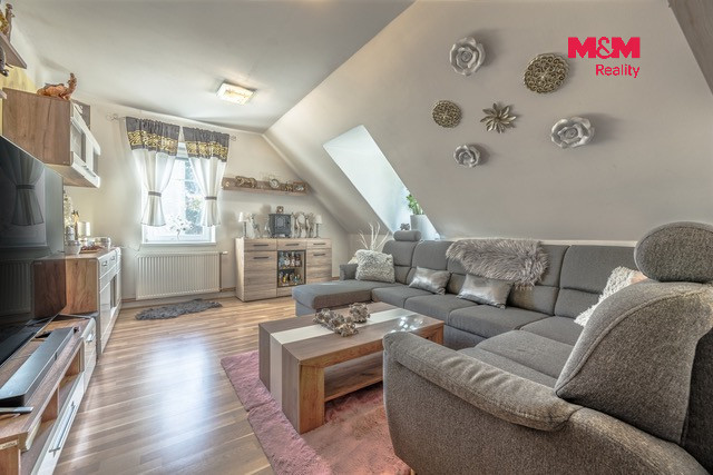 Prodej bytu 4+1, 130 m², Liberec, ul. Kollárova - 8