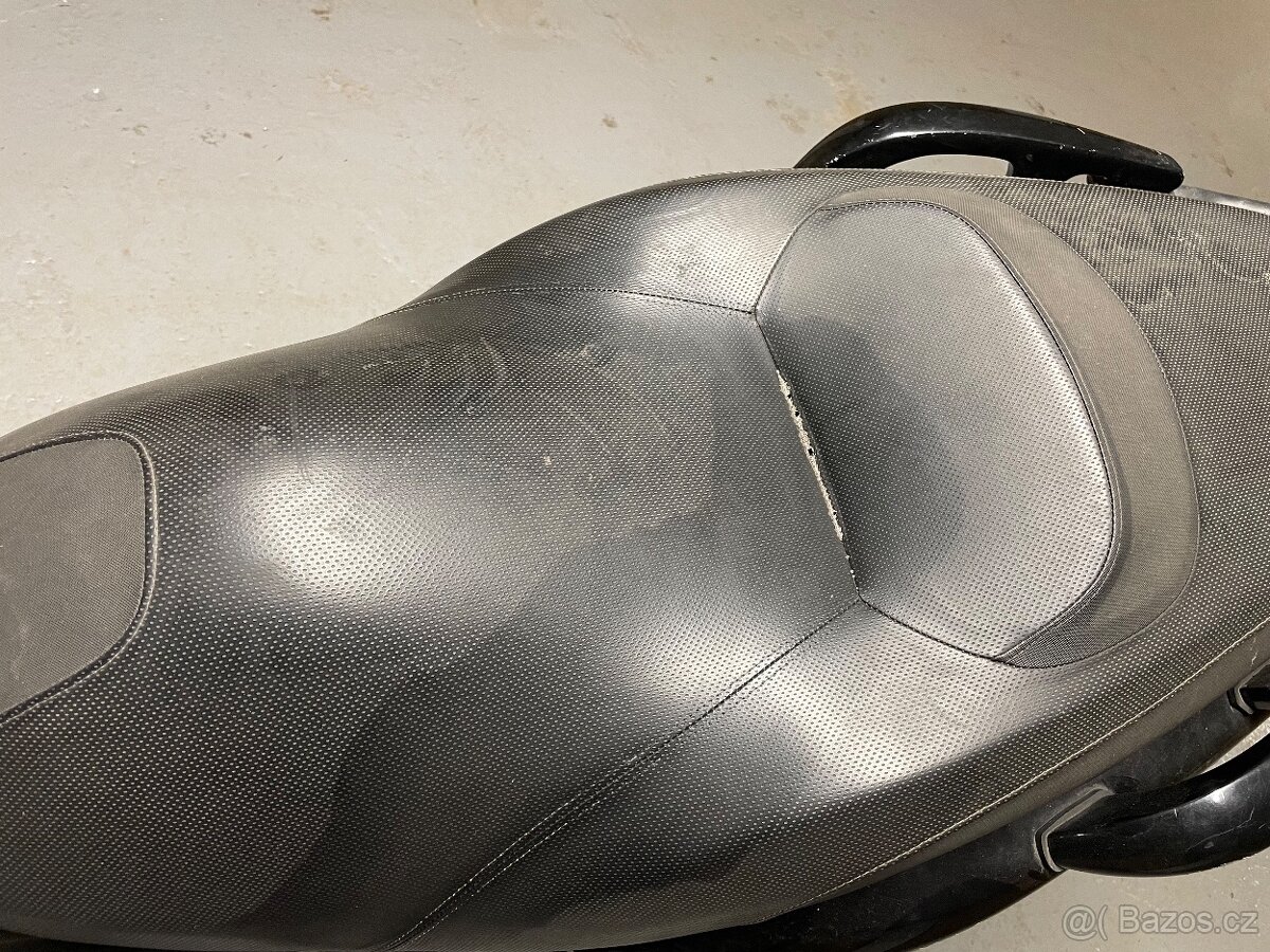 Dily Yamaha X max - 8