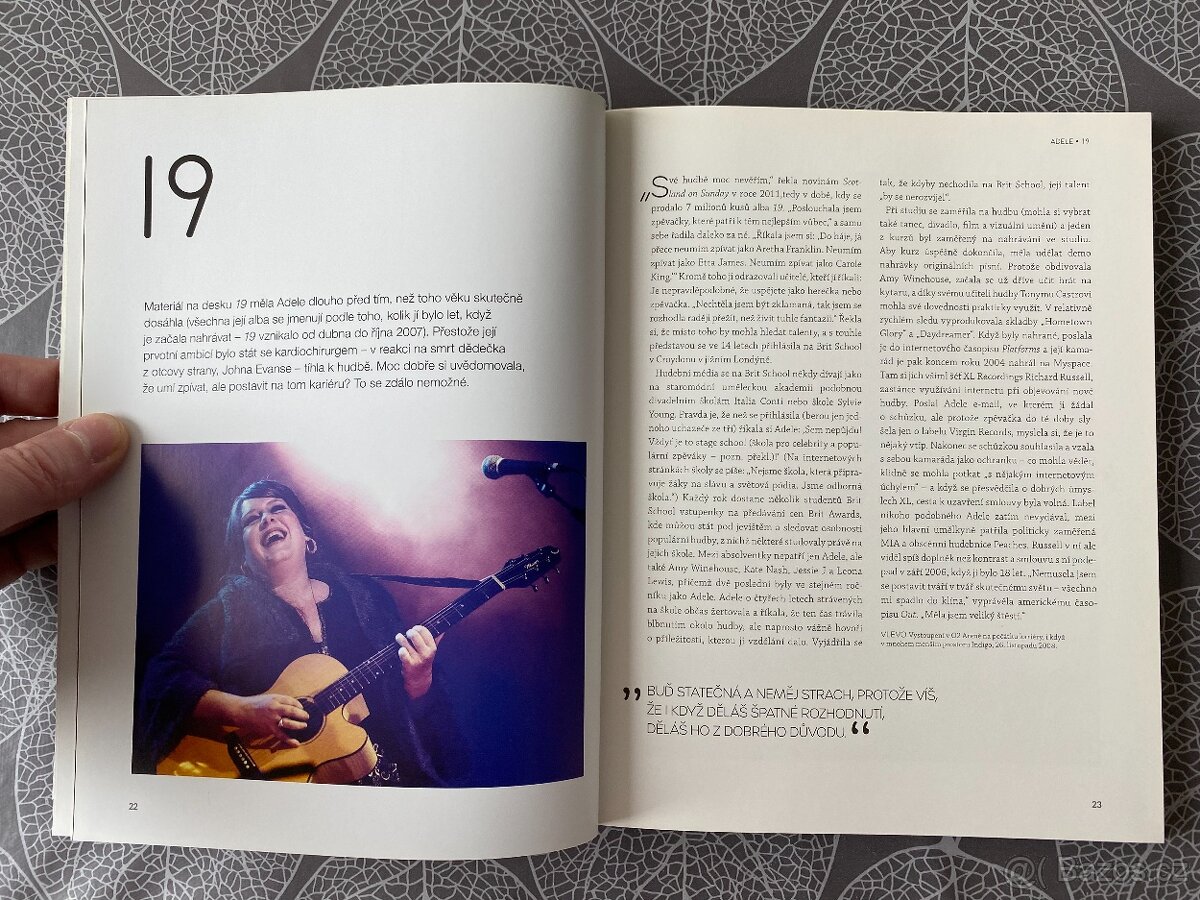 Nová kniha Adele - Příběh písní - 8
