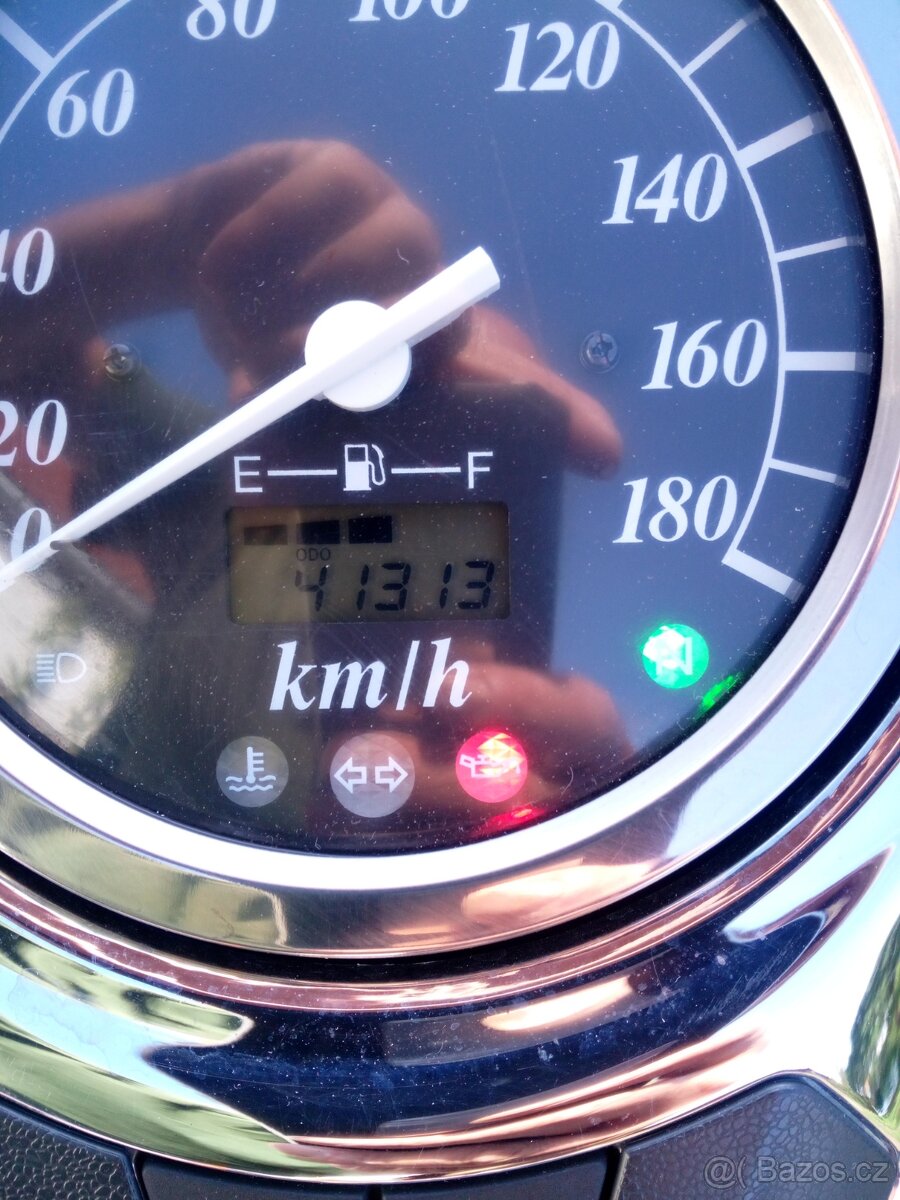 Suzuki VL 800 Volusia - 8