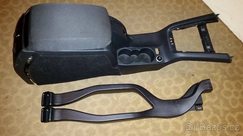 S Octavia II r.v. 2010 mřížky a přepínače palubovky - 8