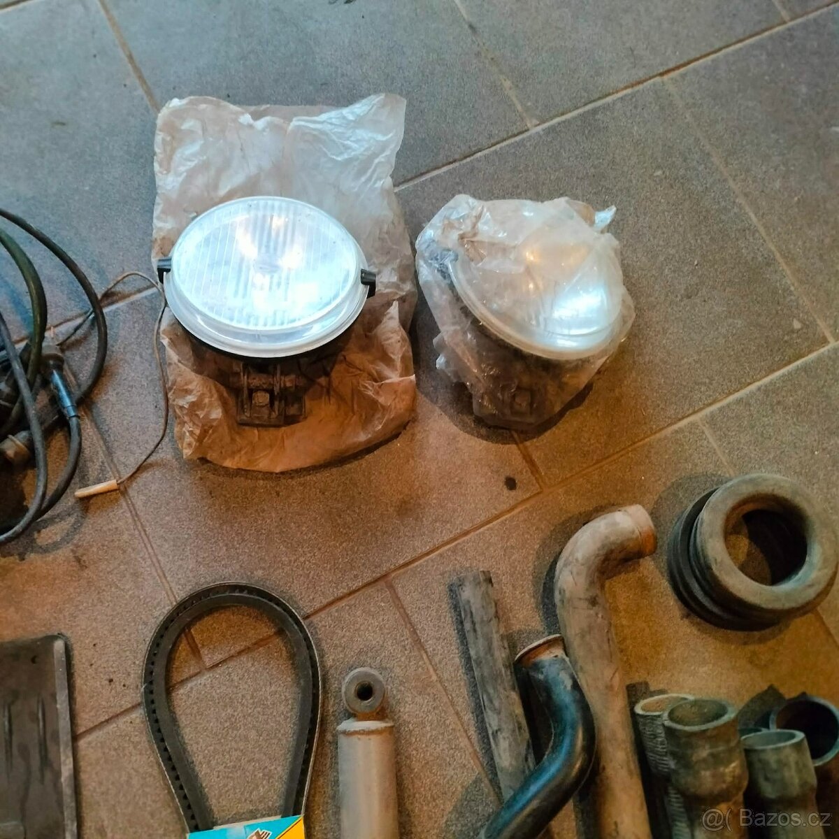 Náhradní díly - 8